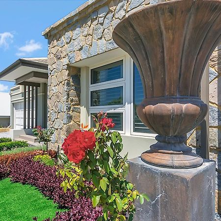 Lavender Manor Bnb Bed and Breakfast Alkimos Esterno foto