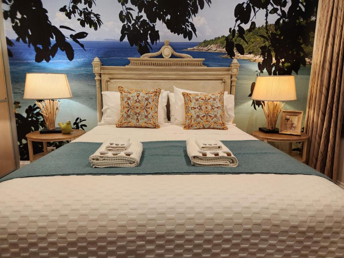 Lavender Manor Bnb Bed and Breakfast Alkimos Esterno foto