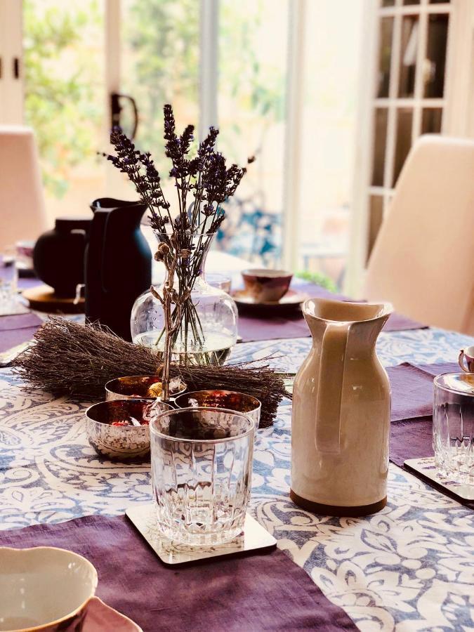 Lavender Manor Bnb Bed and Breakfast Alkimos Esterno foto